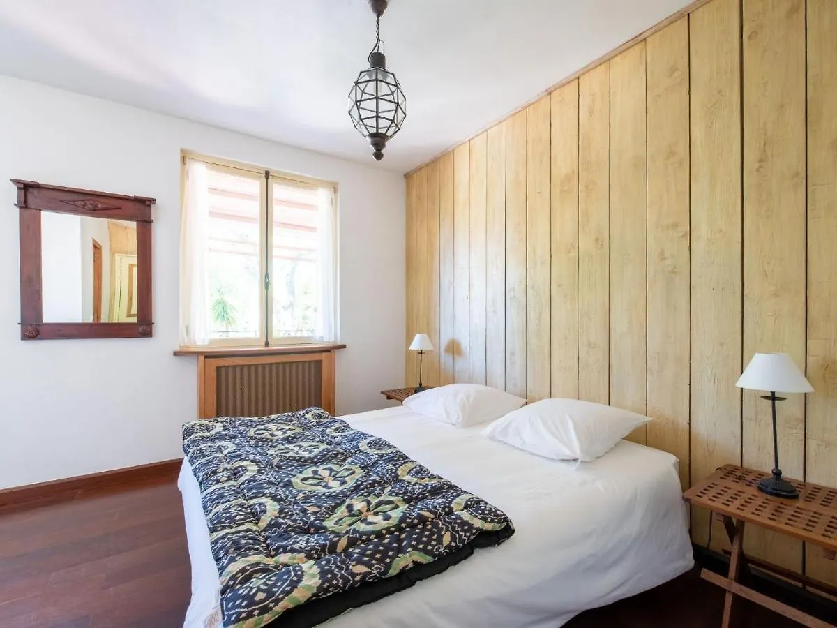 Spacious Holiday Home In La Croix Valmer With Private Pool  Ла Круа-Вальме